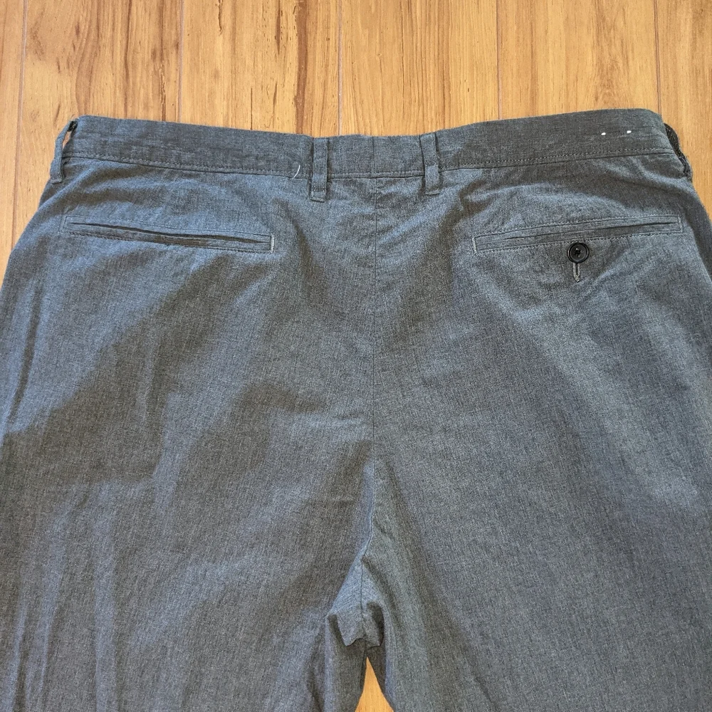 J. Crew Lightweight Men's Slacks (W36 L34)